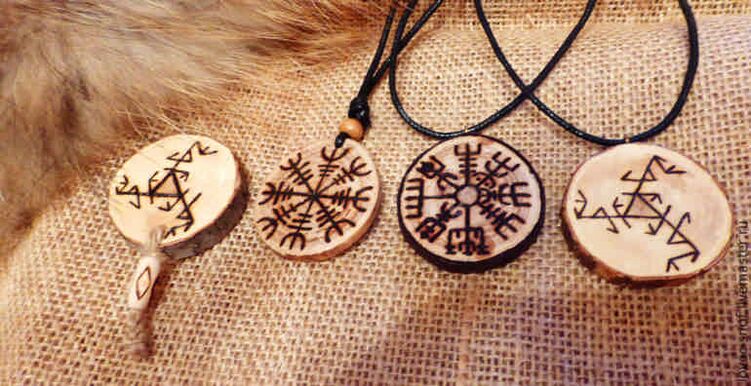 runa pendants as success talismans