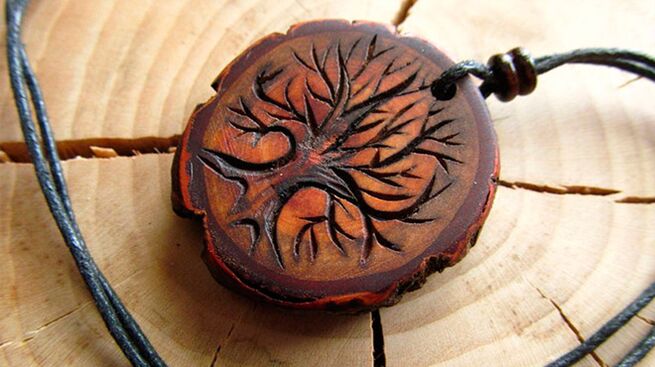 wooden amulet fortunately